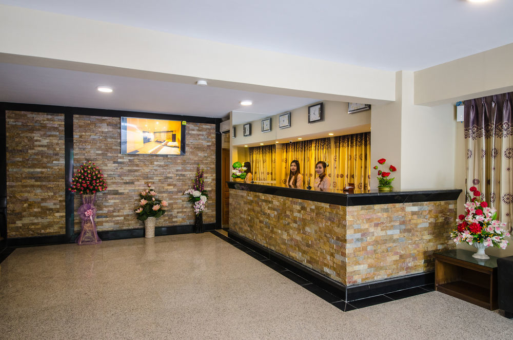Grace Treasure Hotel Rangum Exterior foto
