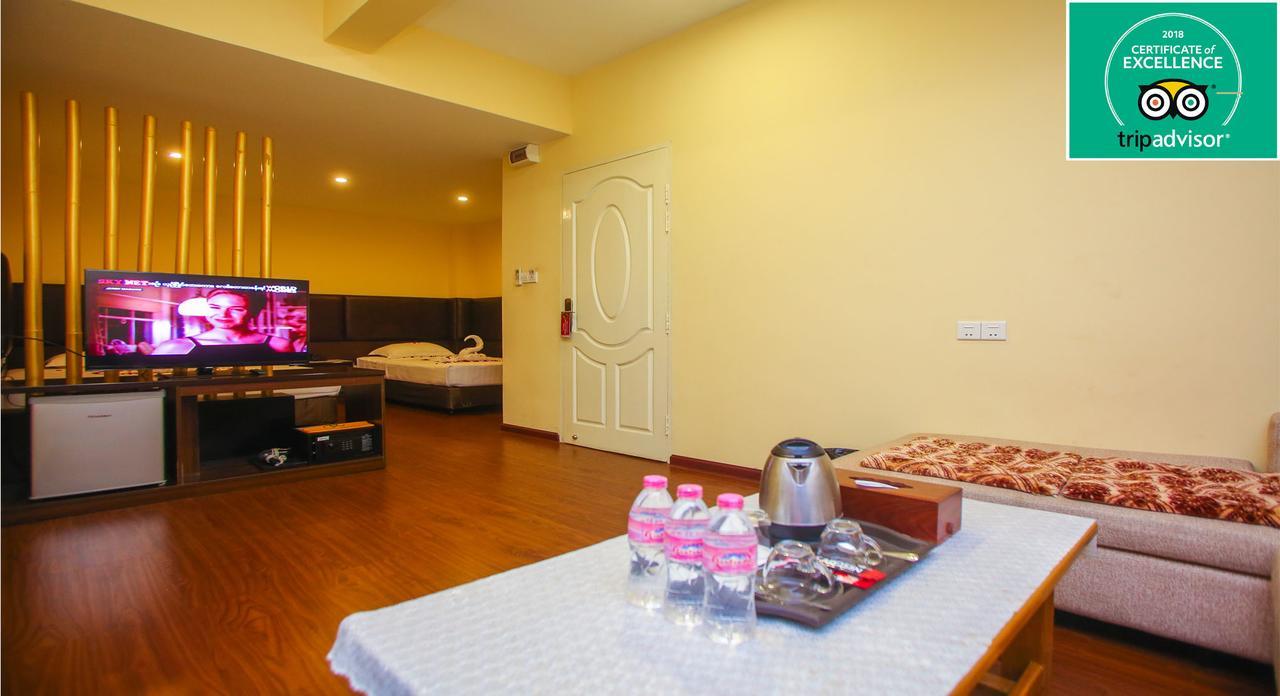 Grace Treasure Hotel Rangum Exterior foto